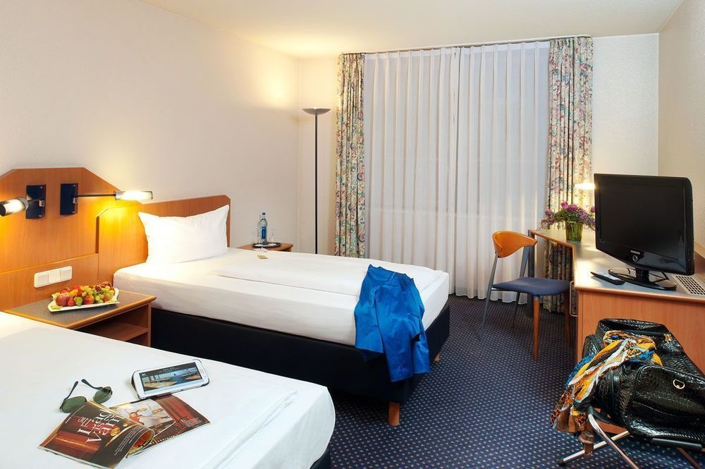 Achat Hotel Heppenheim Heppenheim  ภายนอก รูปภาพ